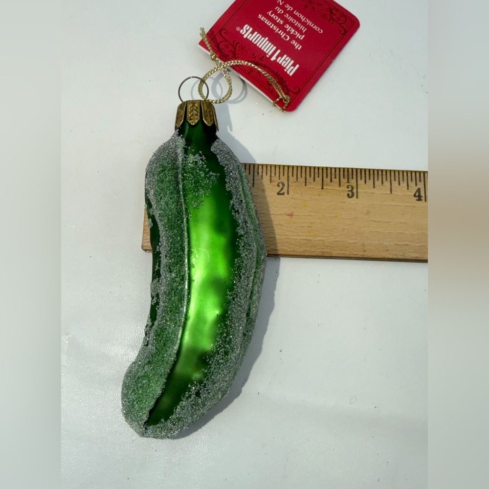 NWT Pier One 1 Imports Glass Christmas Pickle With Story 4.75” Made In Poland - Picture 6 of 6